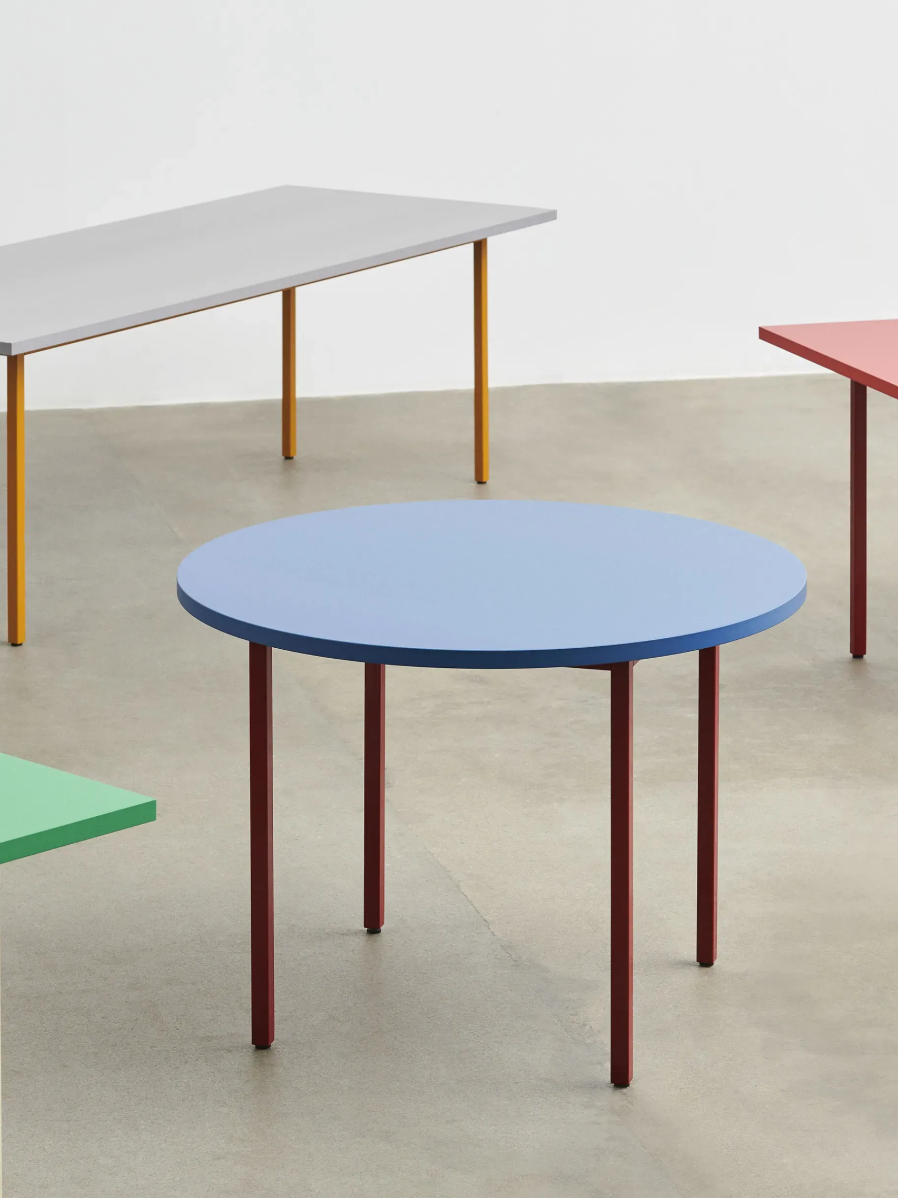 BENSIMON Tables & Consoles<Table ronde two-colour muller van severen bleu pied bordeaux d105cm - hay #ffffff